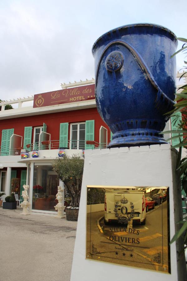 Hotel La Des Oliviers De Charme 3*
