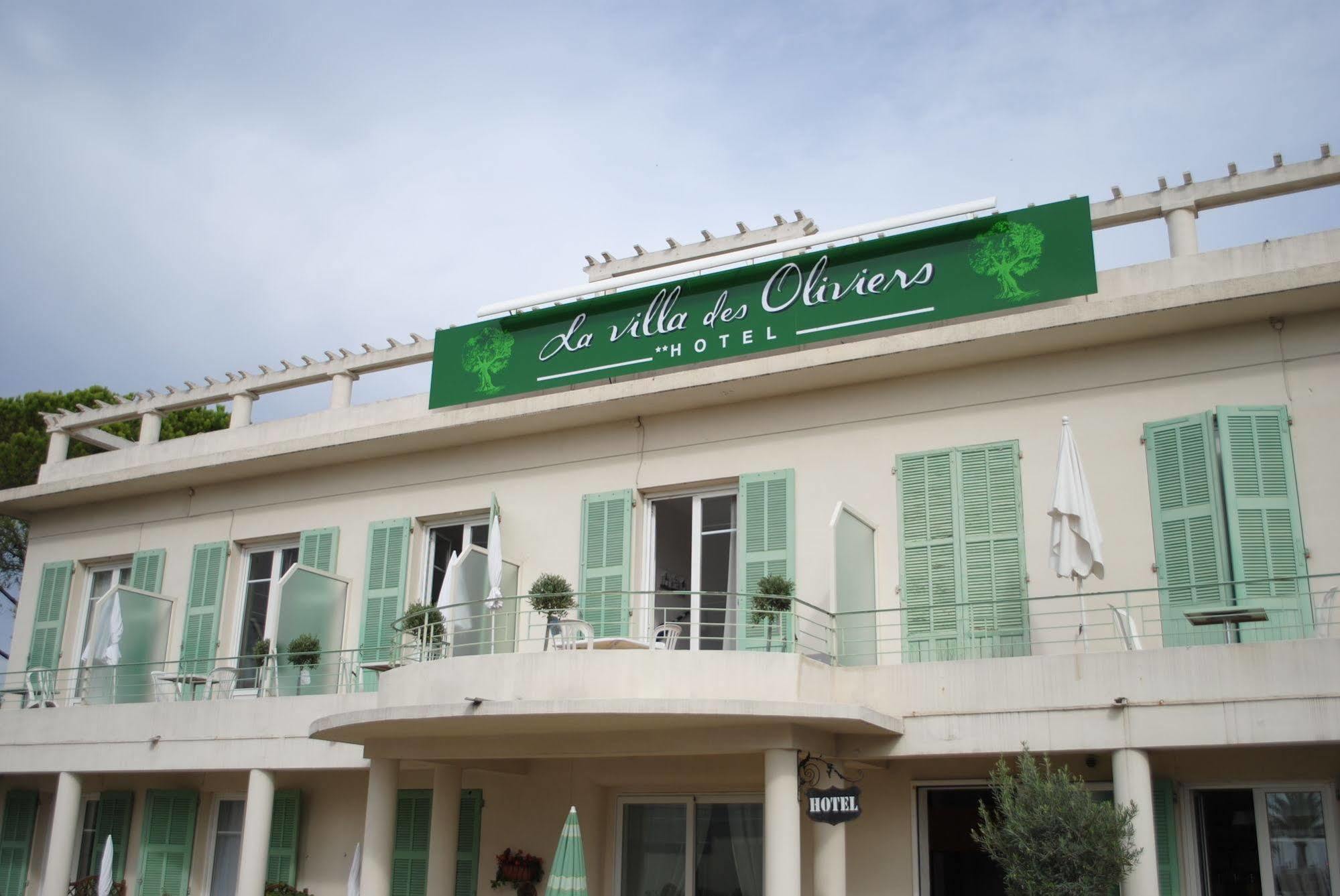 La Des Oliviers De Charme Hotel 3*